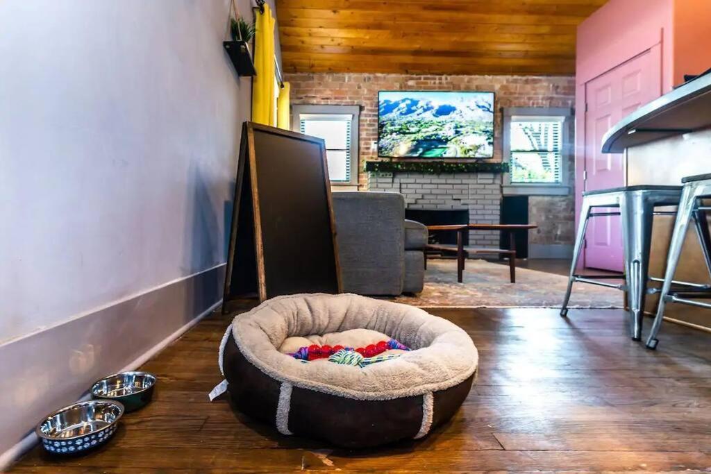 2Br Home W Parking Downtown Charm In Full Bloom! Тусон Экстерьер фото